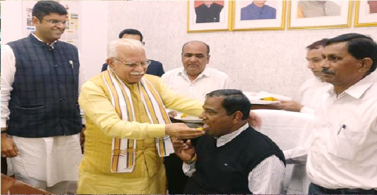 Anoop Dhanak With Manohar lal Khattar