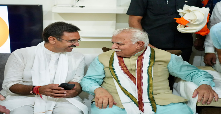 Harvinder Kalyan with Manohar lal Khattar