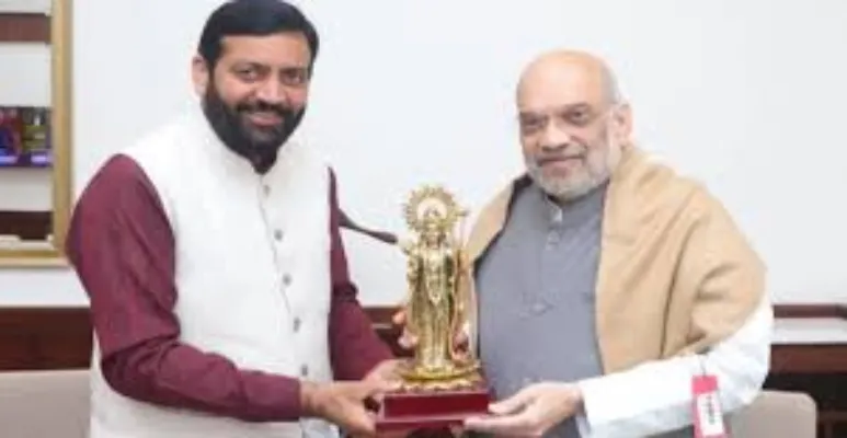 Nayab Singh with Amit Shah