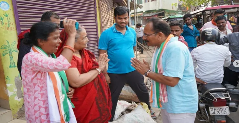 Pradeep Yadav connecting with peoples.