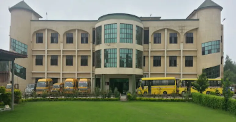 Sadhaura School