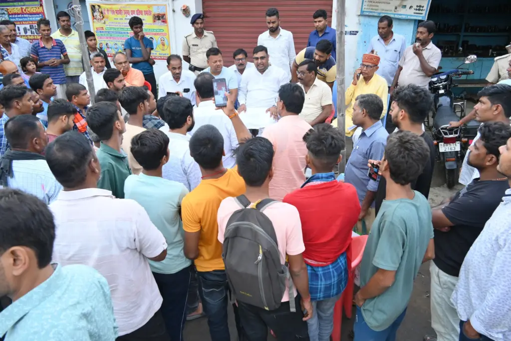 Jayant Raj listening to the peoples issues.