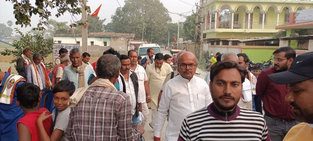 Kedar Nath Singh visiting village